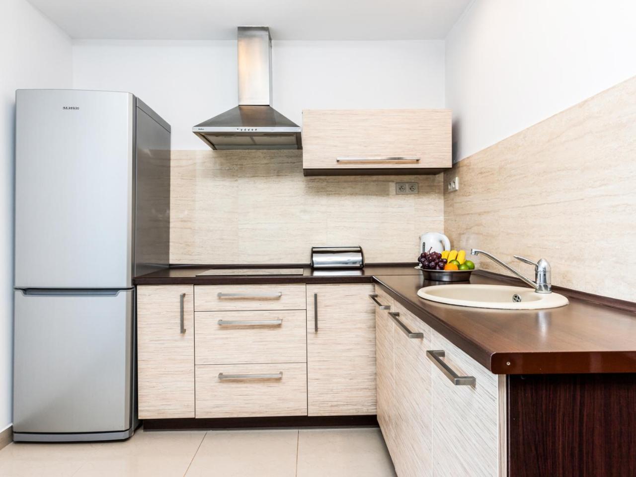 Kompleks Wypoczynkowy Pomerania Z Podgrzewanym Basenem 30 Metrow Do Morza Rewal Room photo